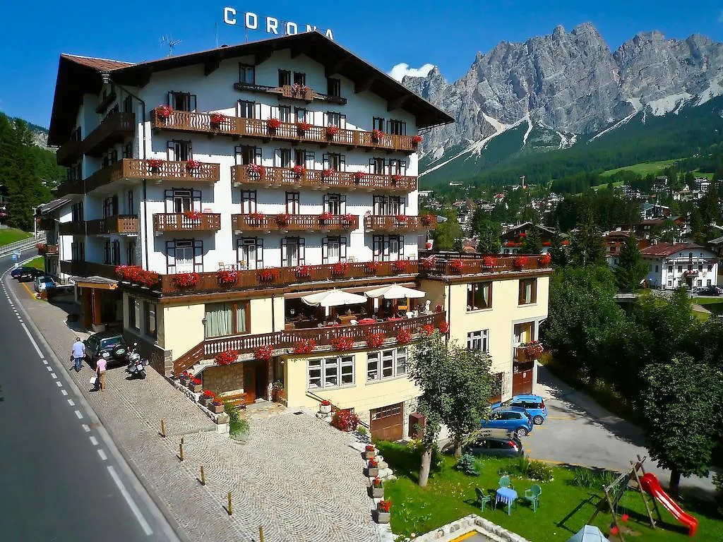 קורטינה ד'אמפזו Hotel Corona 3*, קורטינה ד'אמפזו